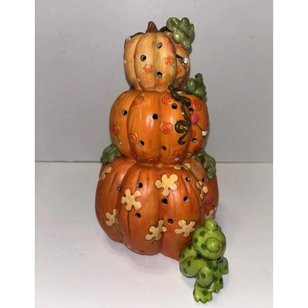 Halloween Center Street Design Stack O' Pumpkins Frog Candle Holder 1st Edition